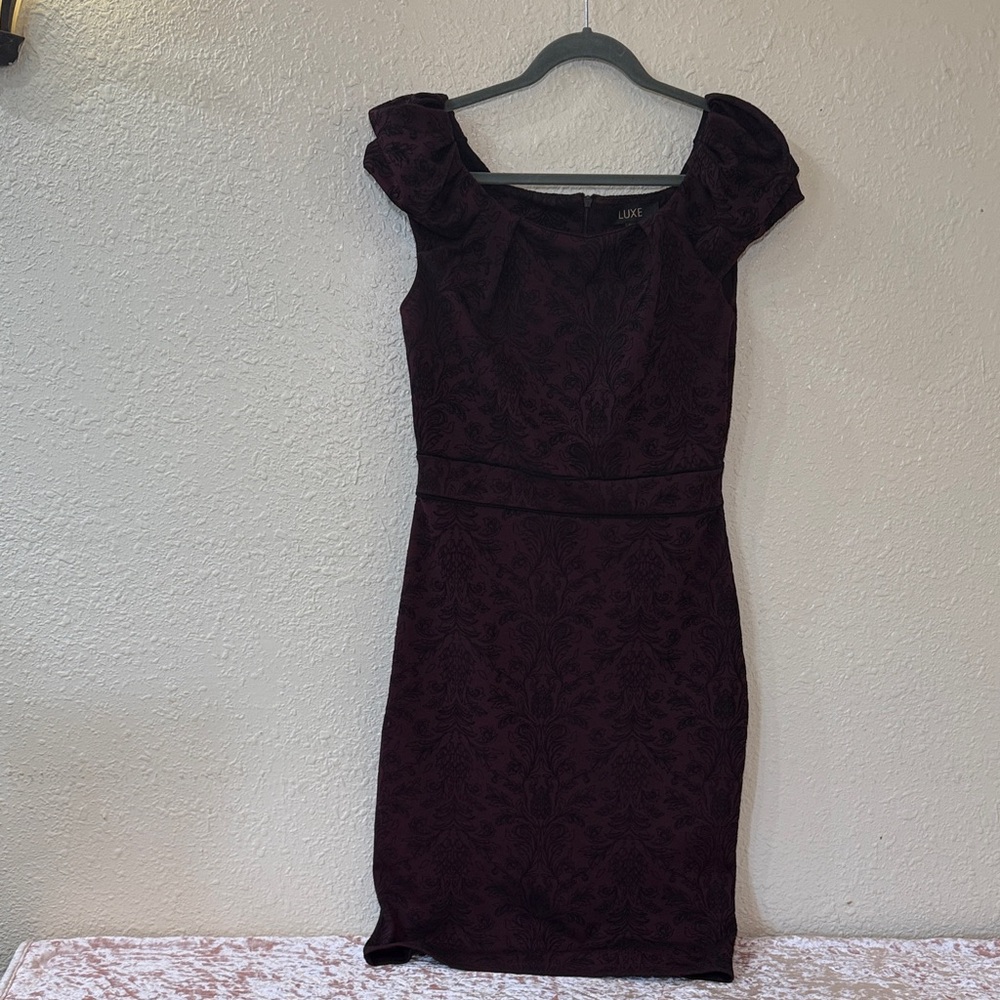 Luxe Deep Plum Cap-Sleeve Sheath Dress